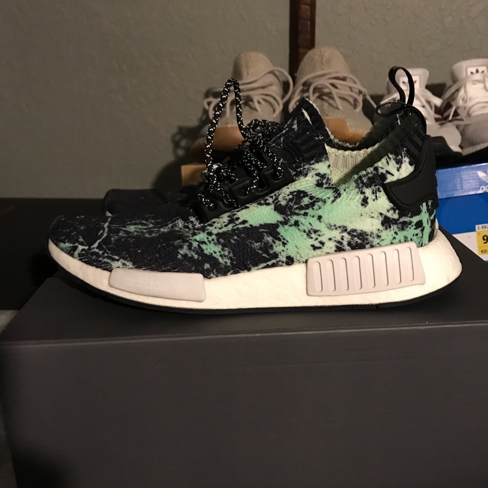 Adidas nmd r1 pk black datamosh